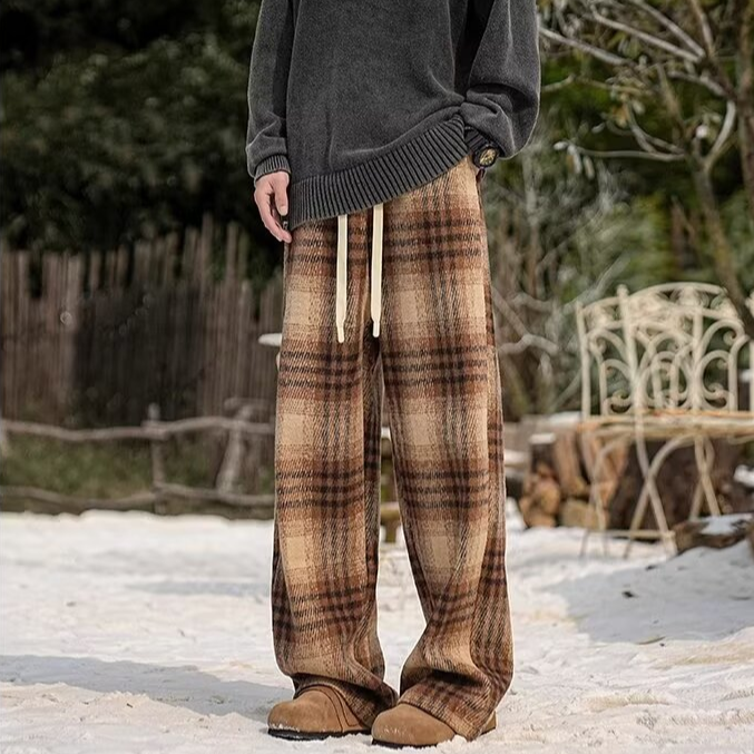 Hype Plaid Sweatpants