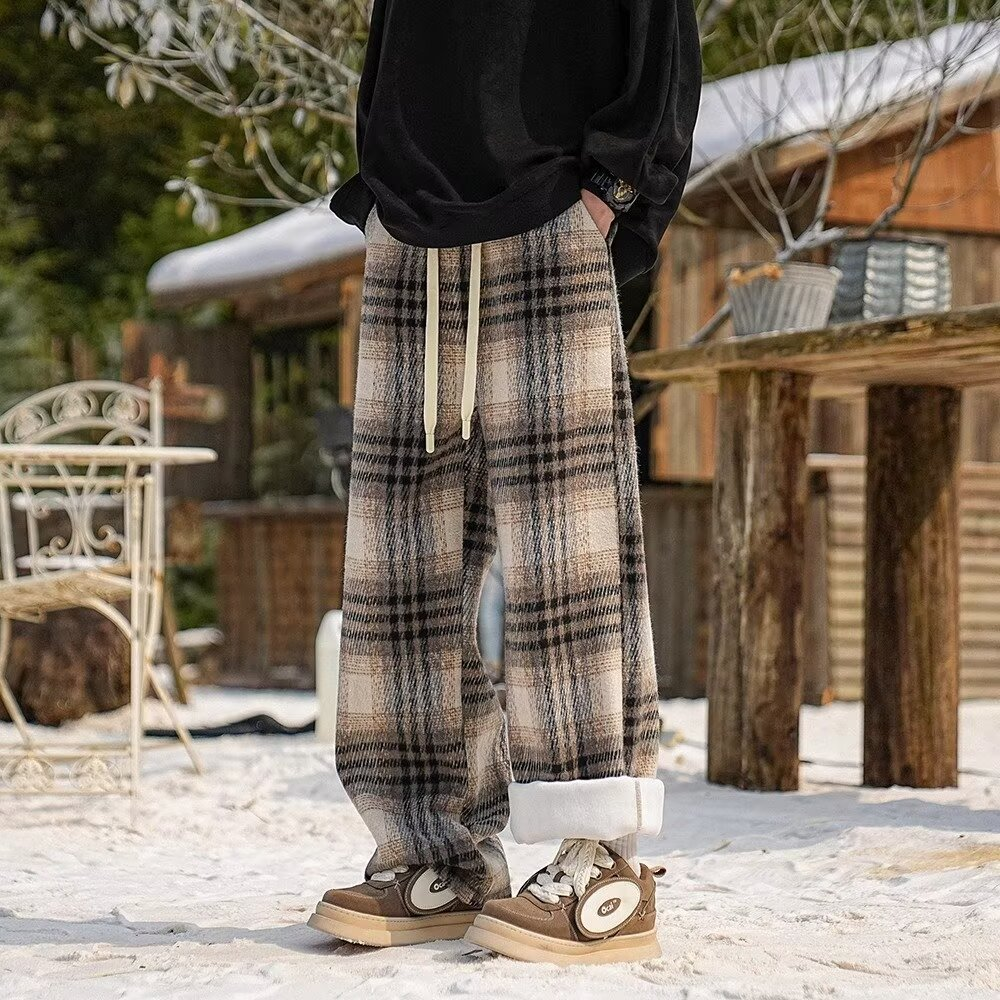 Hype Plaid Sweatpants