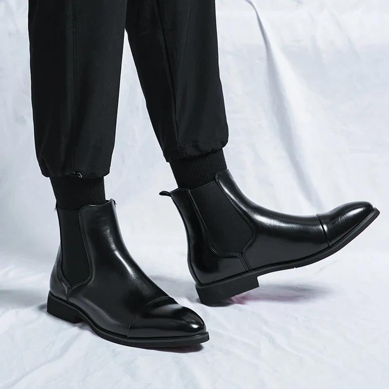 Giovanni Genuine Leather Chelsea Boots