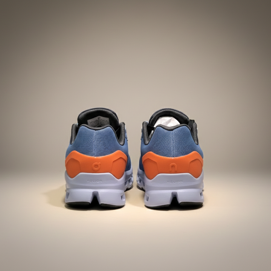 On Cloudstratus Sneakers