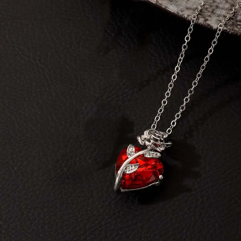 Scarlet Roseheart Necklace