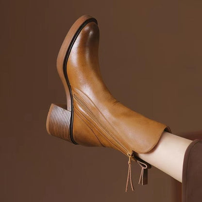 Vittoria Leather Ankle Boots