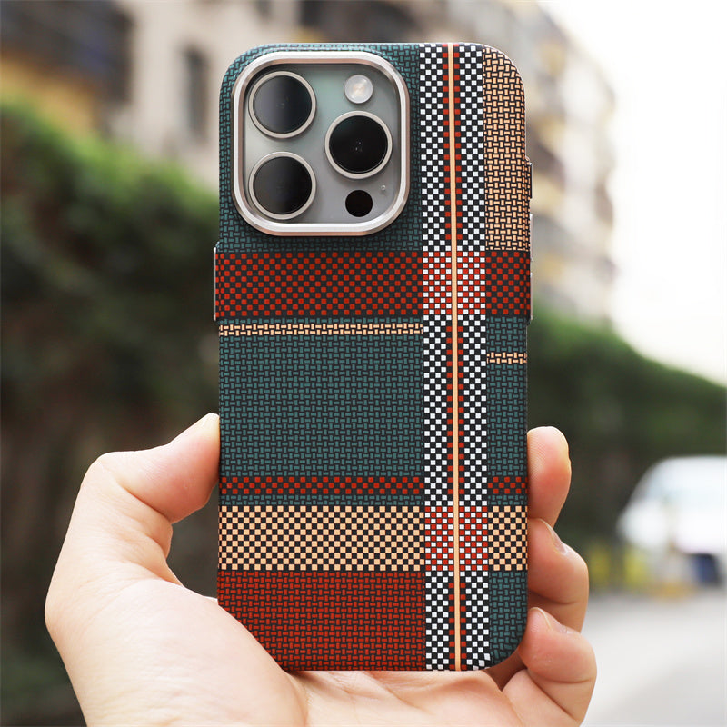 Tartan MagSafe® iPhone Case